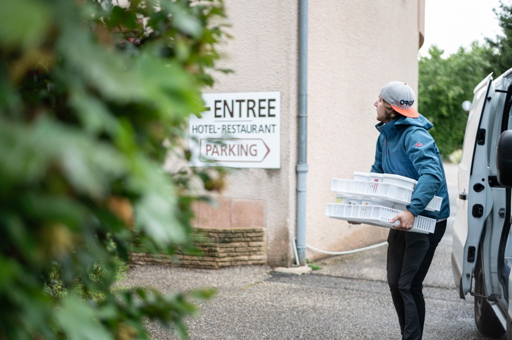 livraison par un producteur à un restaurant