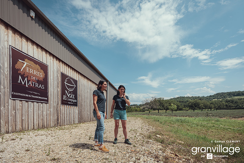 Marie-Lise et Sabine Matras de l'entreprise Terres des Matras et Noix & Cie